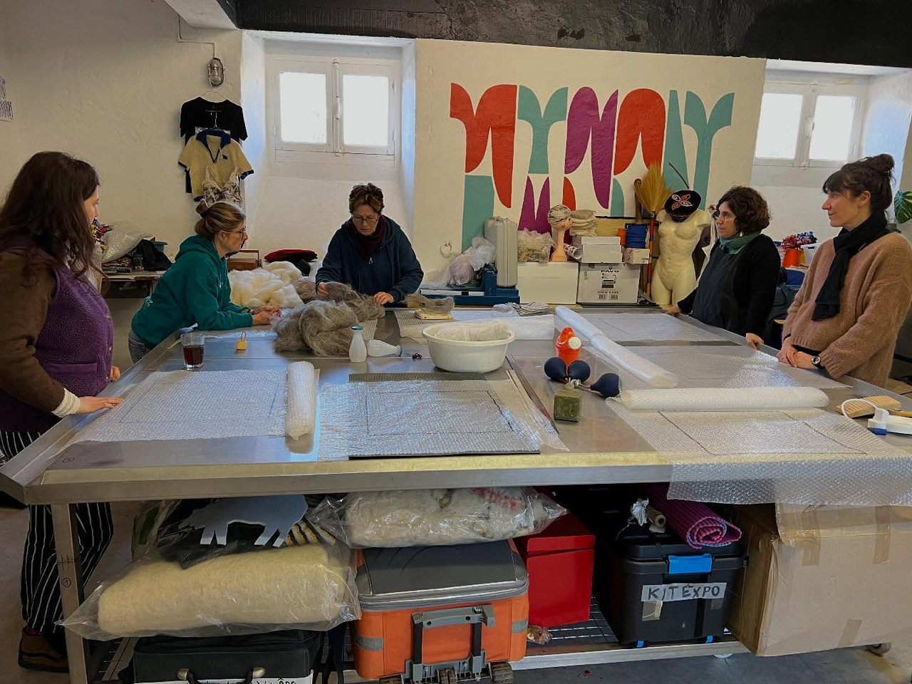 Formation professionnelle aux savoir-faire textiles au laboratoire textile de TRAM-E